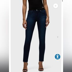 Hudson women’s jeans- Krista crop super skinny frayed ankle. Size 27